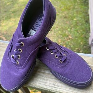 Vans Women's Purple Canvas Sneakers